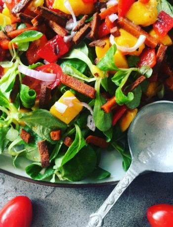 Zomerse salade met mango